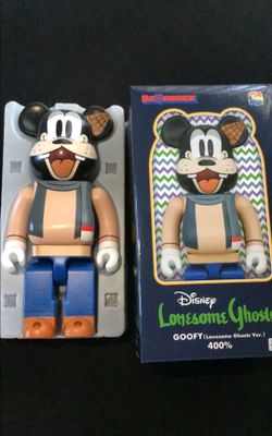 Bearbrick Goofy lonesome ghosts 400% & 100%