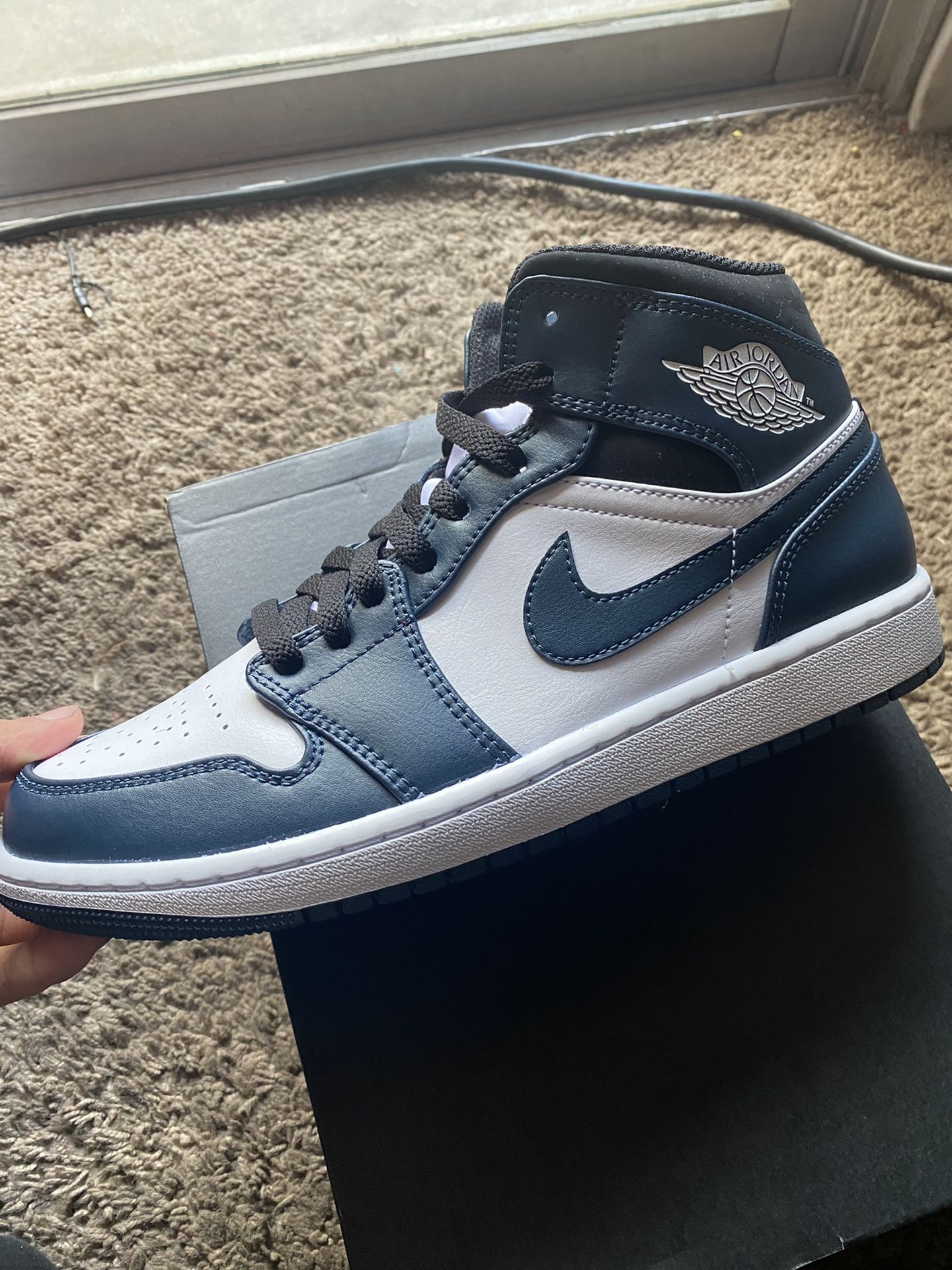 Jordan 1 Mid