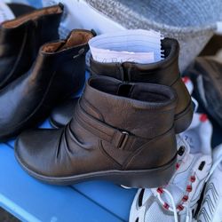  Black Ankle Boots Zip Side Size 8