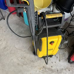 STANLEY 2150 Max Psi PRESSURE WASHER