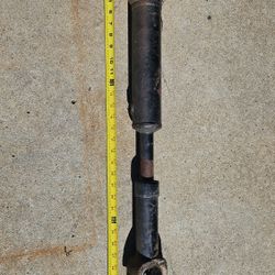 Jeep Wrangler LJ Rear Driveshaft – OEM Double Cardan