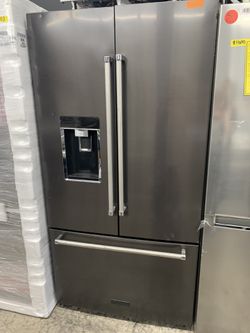 Kitchen aid French door in black stainless counter depth used
