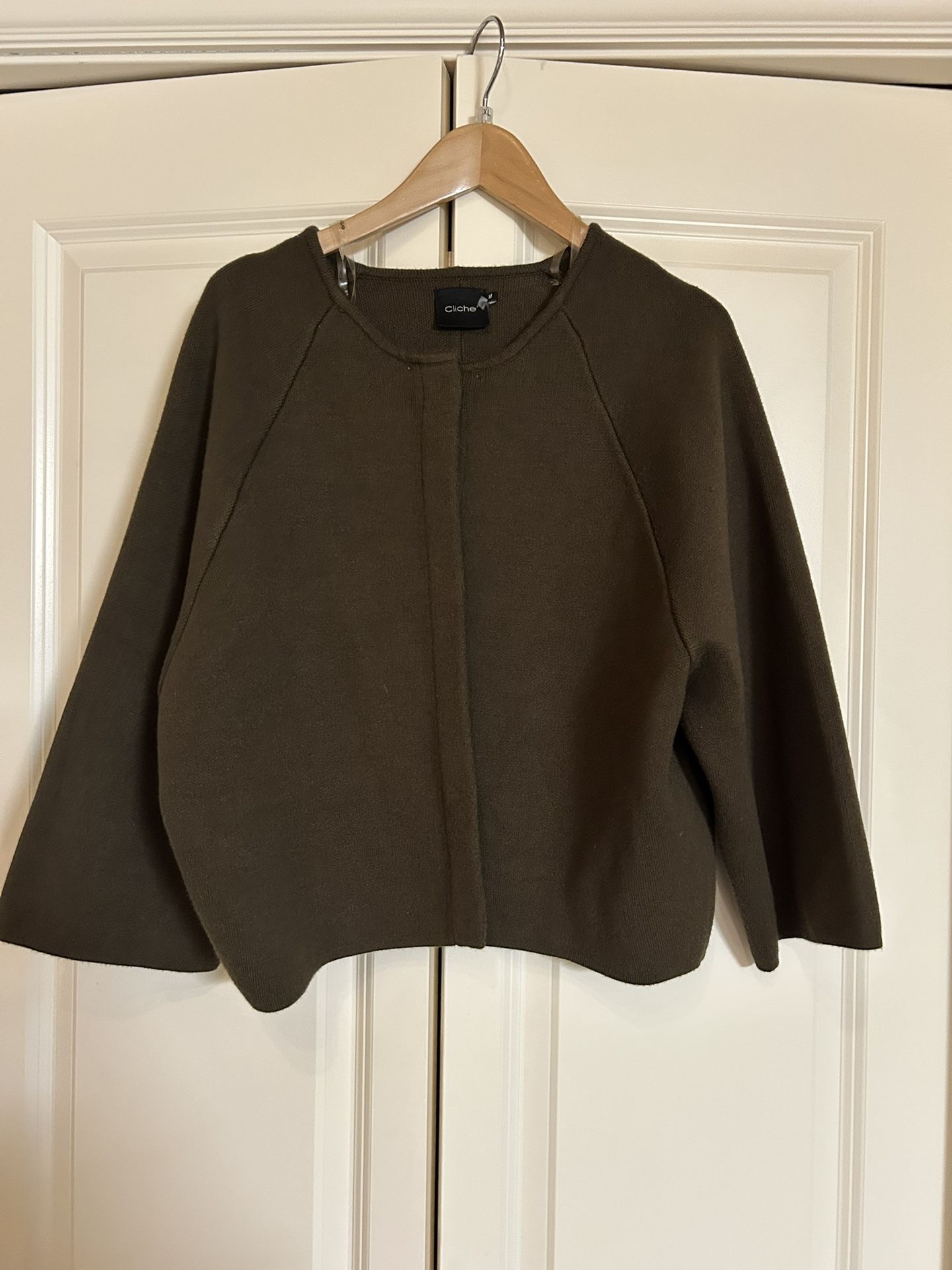 Woman’s Short Cardigan Sweater