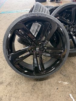 Brand new 22 inch Honda accord style wheels new tires