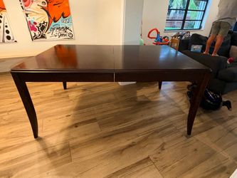 Dining Table / Dinner Table