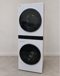 LG WashTower with Gas Dryer - New Open Box