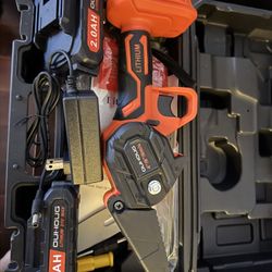 Mini Chainsaw, Small Handheld Mini Chainsaws Cordless, Battery Powered Chain Saws with Security Lock and 2 Battery, 4-Inch Electric Chainsaw for Tree 