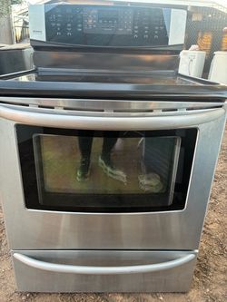 STOVE KENMORE STEEL STAINLESS ELECTRIC EVERTING WORKING VERY CLEANING DELIVERY AND INSTALLATION AVAILABLE