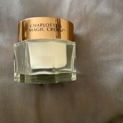 Charlotte Tilbury Magic Cream
