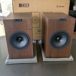 KEF Q150 Speakers