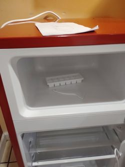 Mini fridge