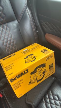 20V Dewalt 6 1/2 Circular Saw (Brand New}