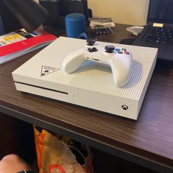 Xbox One S 1TB With White Controller (Do Not Have Power Cord)