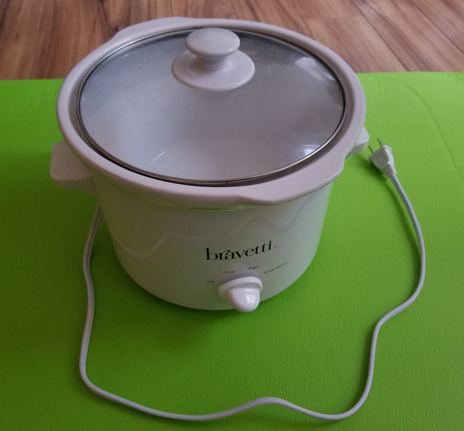 Bravetti white slow cooker / crockpot