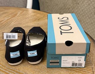 Tom’s Women’s Black Cotton Canvas Shoes