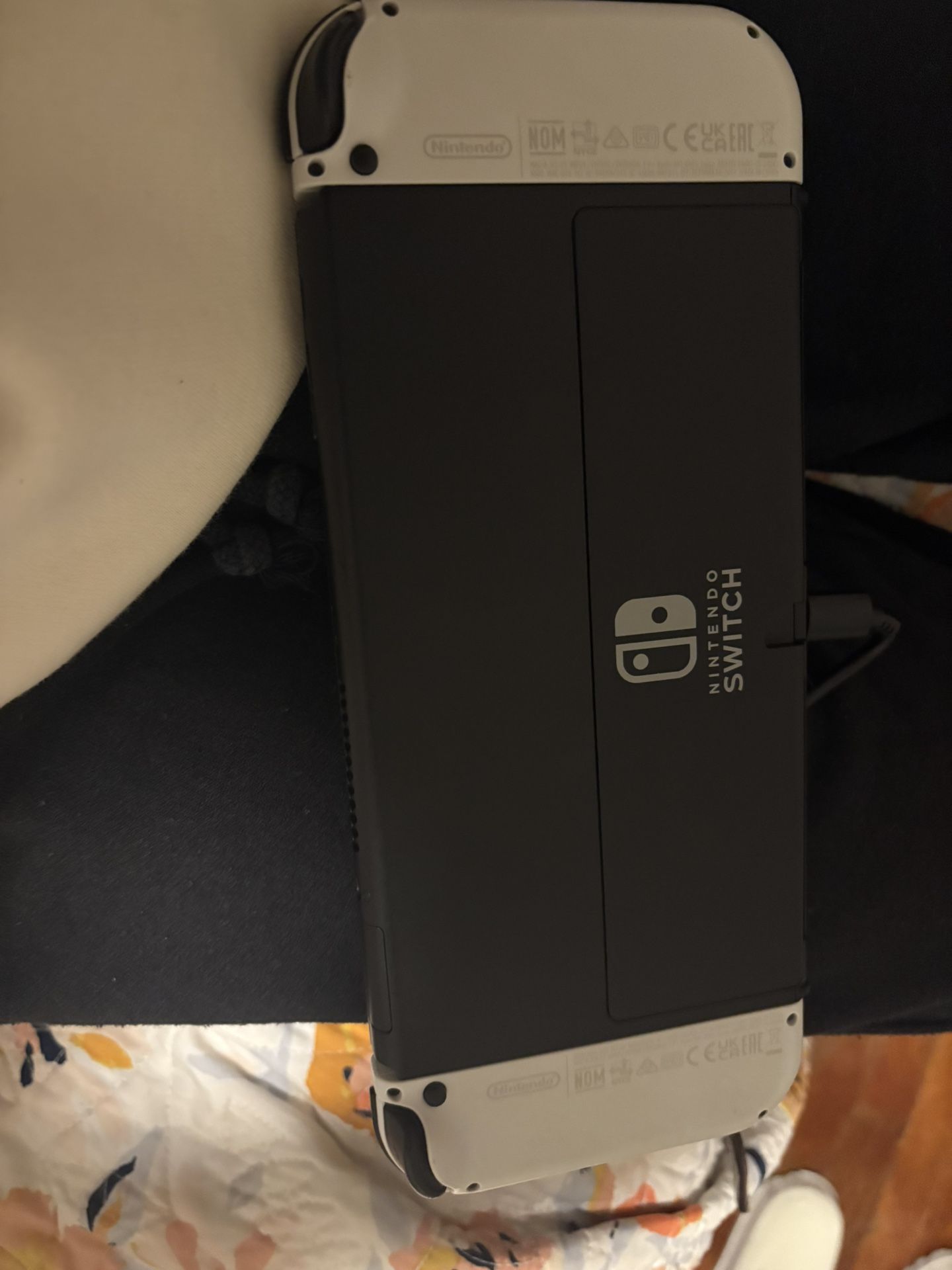 Nintendo Switch Oled With 10 Games