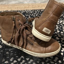 Ugg Ankle Leather Booties  💐 Size 7 Reduced 