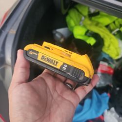 DEWALT 20V 2.0Ah Battery