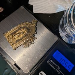 14 KT Pendant and Chain