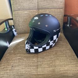 Motorcycle Helmet BELL BRAND