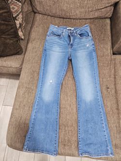 Levi's 725 high rise bootcut jeans