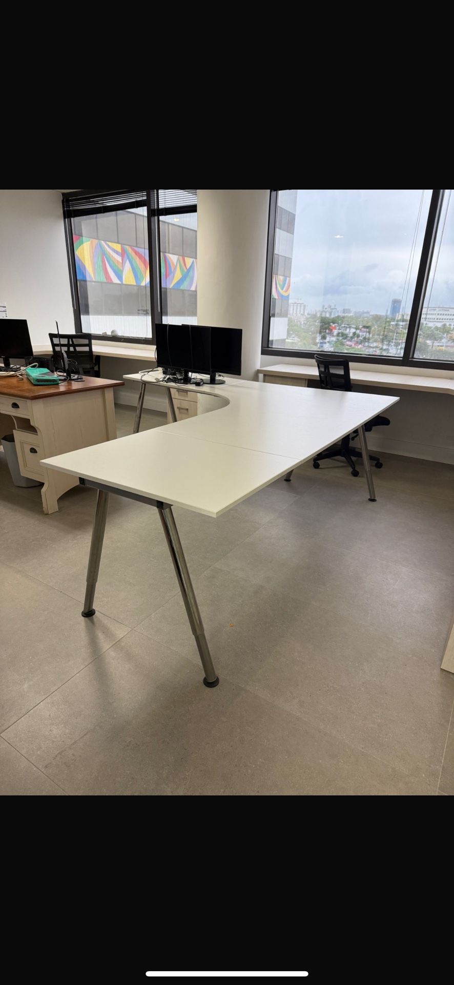 Office Desk excellent quality Delivery available for today
