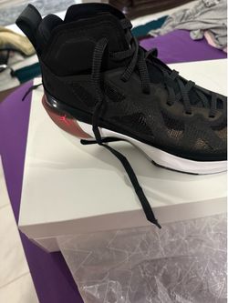 Men's Jordan Brand Black AIR JORDAN XXXVII Shoe