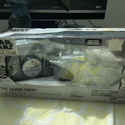 Star Wars Mandalorian The Razor Crest Toy New Damage Bix
