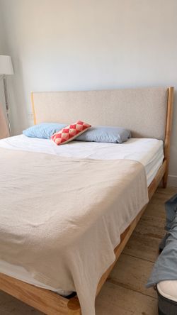 Besan Solid Wood Boucle Upholstered Headboard Bed Frame and bed