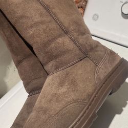 Brown Ugg Boots Size 8 W