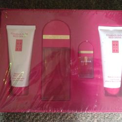 Red Door Perfume Set.