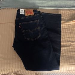 Mens. Levi’s 