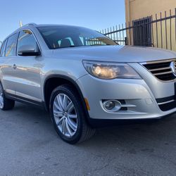 2010 Volkswagen Tiguan 