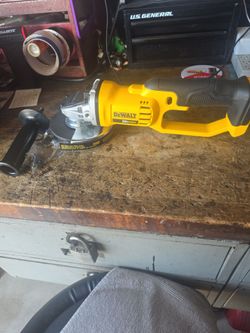 DeWalt 20V Max Cordless Angle Grinder