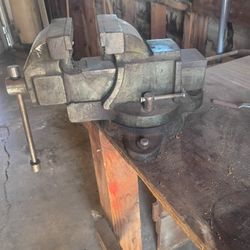 Alltrade Bench Vise