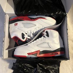 Jordan Retro 5 Fire Red