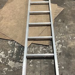 10ft  Straight Ladder