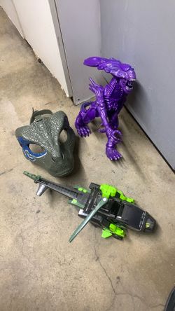 3 toys