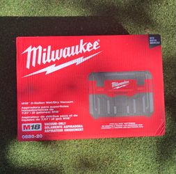 Milwaukee 2-Gallon Wet/Dry Vacuum M18 Tool Only