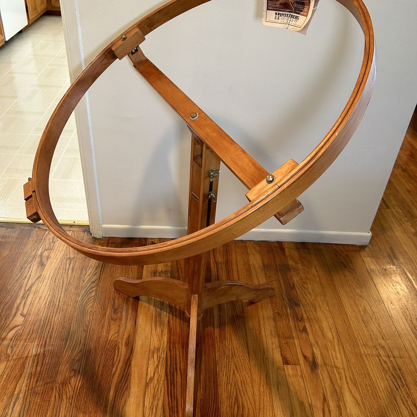 Hinterberg Design 29' Homestead Quilt Hoop and Floor Stand
