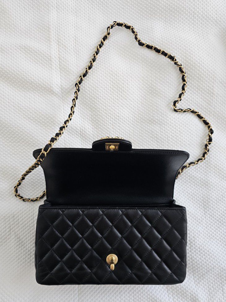 BRAND NEW! CHANEL Lambskin Quilted Strass On Top Mini Flap Bag Black