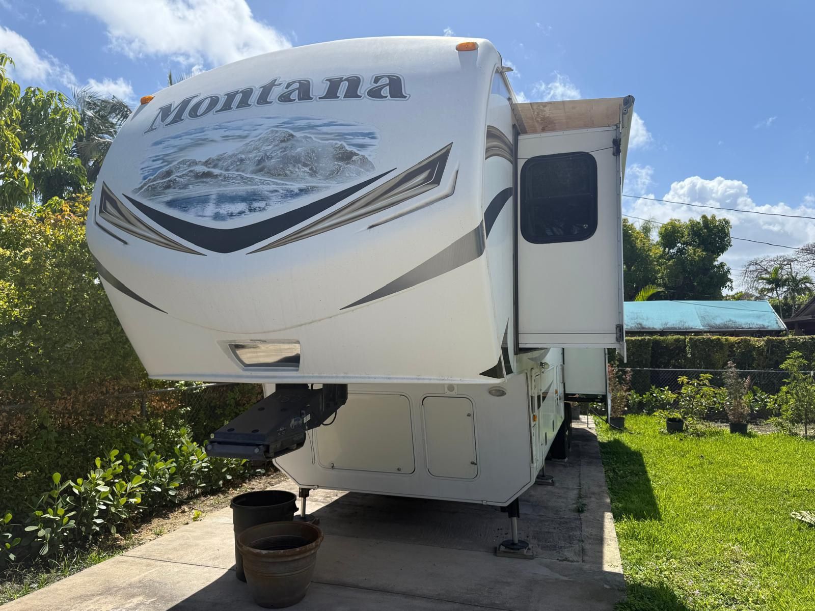 2013 Keystone Montana 3100RL