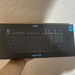 Logitech Pro Keyboard 