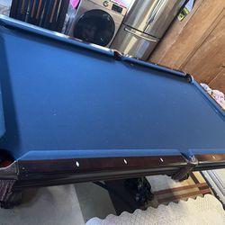 Beautiful Brunswick Pool Table With All The EXTRAS
