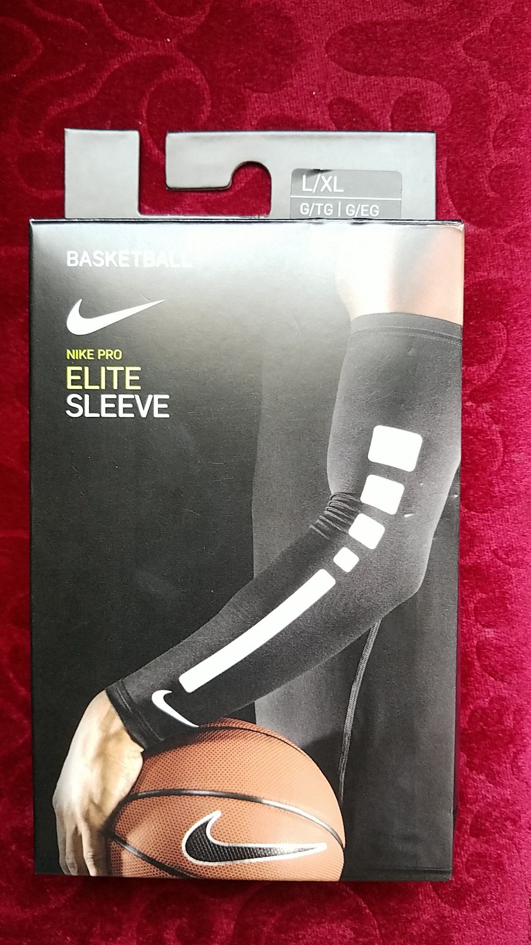 Sovjet Dor Dag NIKE ELITE SLEEVE NEW IN BOX COLOR BLACK AVAILABLE IN SIZE (S.M.)L for Sale  in Los Angeles, CA - OfferUp