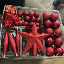 Red Christmas Ornament Set with Star Topper