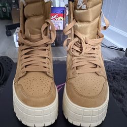 Nike Boots