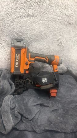 RIDGID Coil Roofing Nailer
