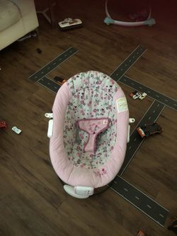 Baby Minnie Mouse bouncer