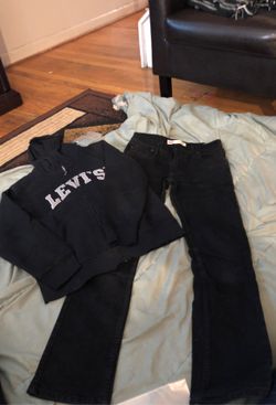 Boys levis and hoodie